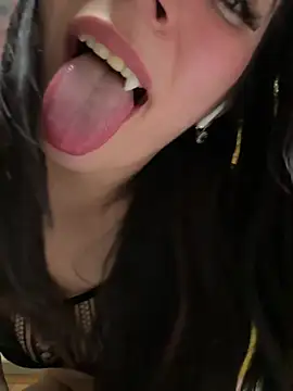 Webkamerová show sexymelli18