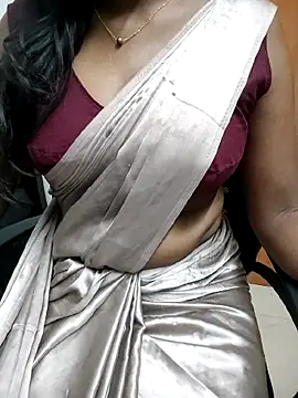 Tamilmallu-duskygirl03 Adlı Modelin Web Kamerası Şovu