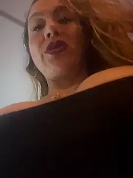 angelitasexy81's Webcam Show