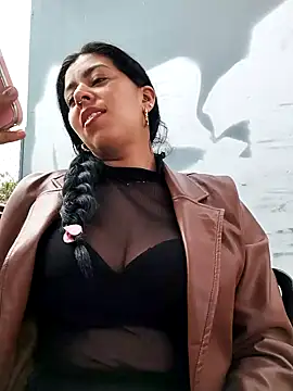 Czat XXX na żywo – Luianna