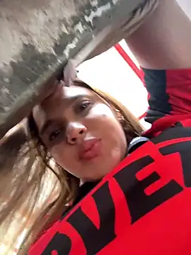 Czat XXX na żywo – Colibri_xxx