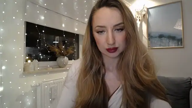 JulietteDiamond: онлайн-секс-чат