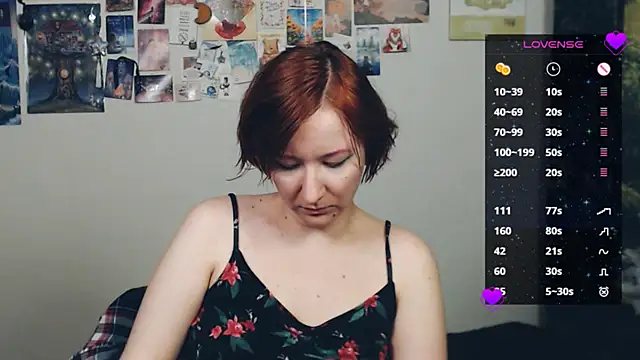 Chat +18 de licentia__poetica ao vivo