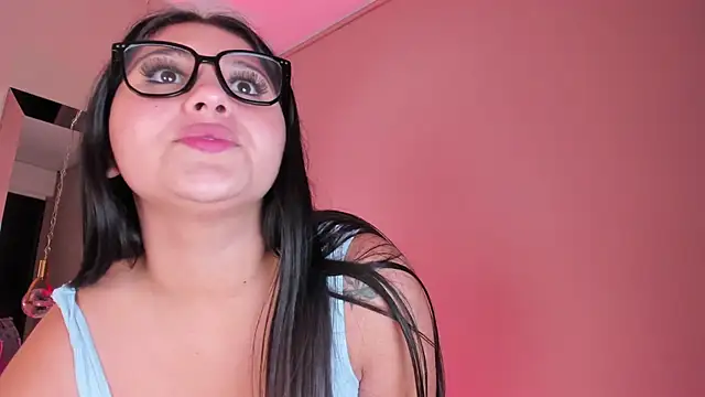 Chatroom XXX en direct de AvyMilton