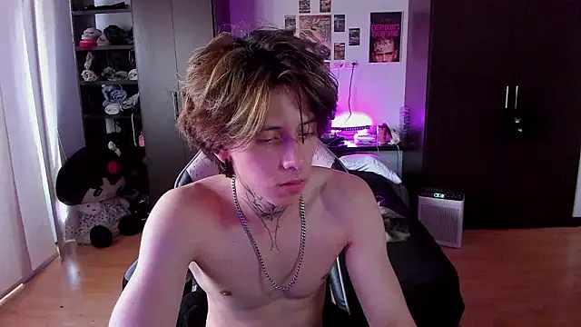 xIce_Boy Adlı Modelin Canlı XXX Sohbeti