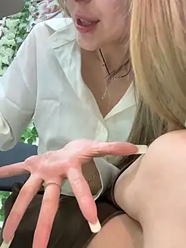 XXX chat uživo modela Lina_Away