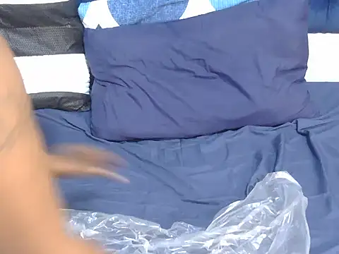 Bootyclit87xx élő XXX-chatje