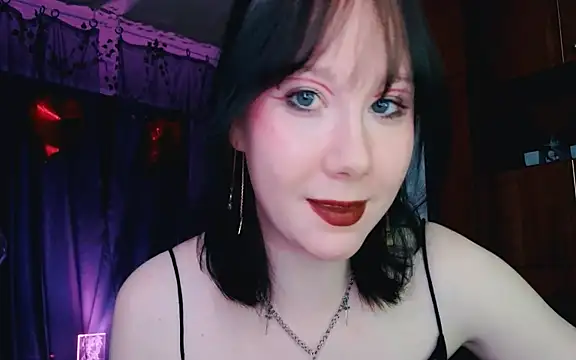 marty_bree Adlı Modelin Canlı XXX Sohbeti