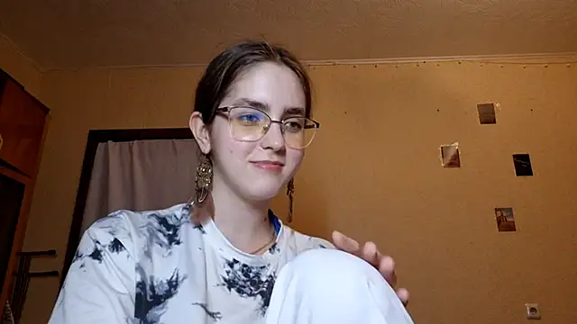 Katelemon Adlı Modelin Canlı XXX Sohbeti