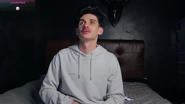 DanielCrush1 网络视讯表演