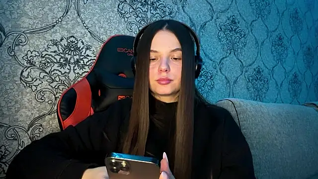 AkikoAnkrom live XXX chat