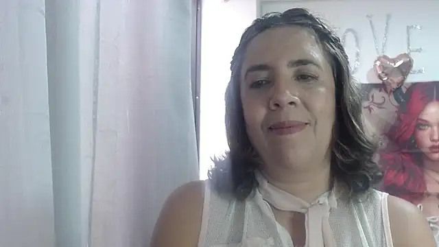 Victoria_meester Adlı Modelin Canlı XXX Sohbeti