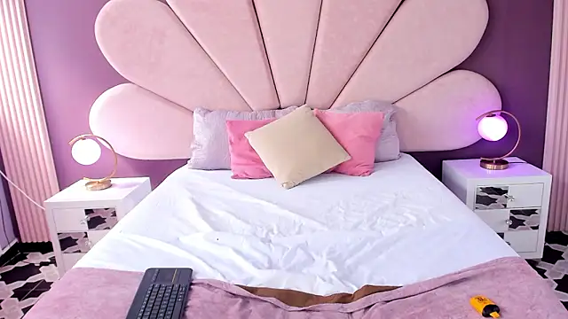 دردشة LolaGray__ الجنسية المباشرة