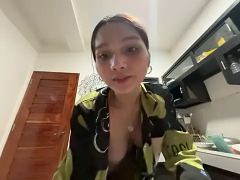 nikita_morris élő XXX-chatje