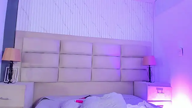 CarolineFyre 라이브 XXX 채팅