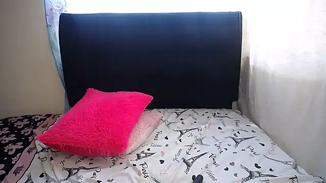 danna_martinez33's Live XXX Chat