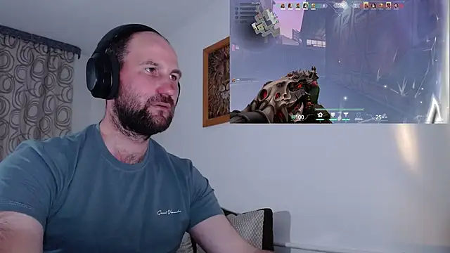 Popadosik_Mod webkamerás műsora