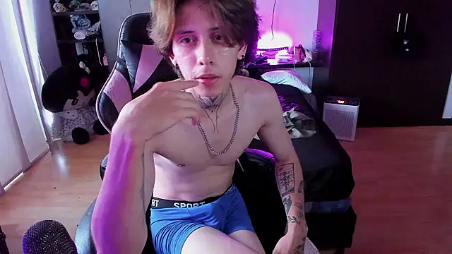 xIce_Boy: онлайн-секс-чат