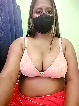 Show modela LoveLy-Soneya na web-kameri