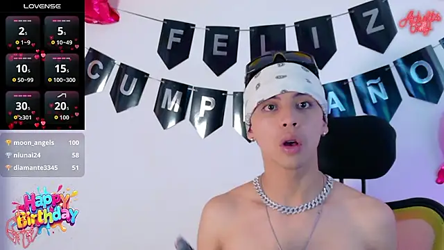 Prince_Apolon Webbikameraesitys