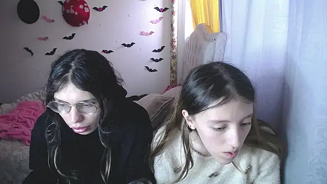 Briar_y_Blair's Live XXX Chat