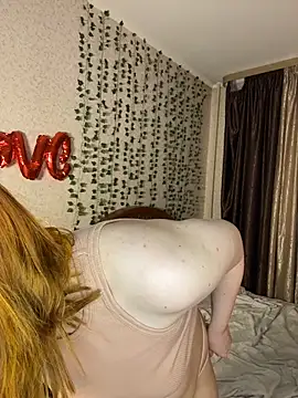 SweetsforLily Live XXX Chat