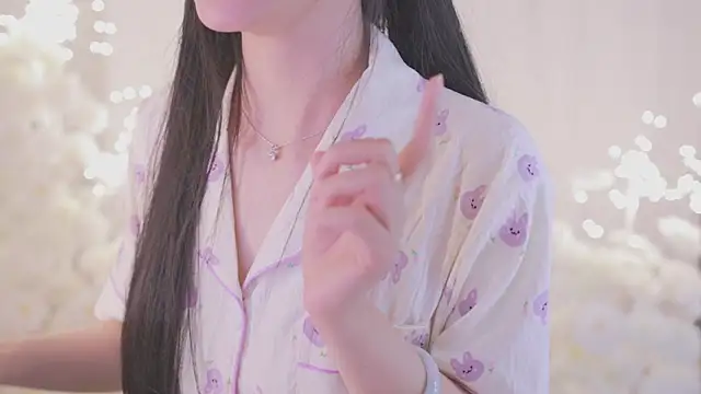 SpiderIily 在線直播表演