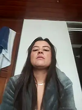 karlagiraldo198 – Naživo XXX chat