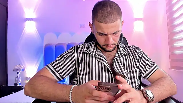 MaximusClark – Kamerová šou