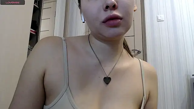 Chat +18 de your__gena ao vivo