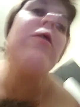 Tiara_XOX – Live XXX-chat