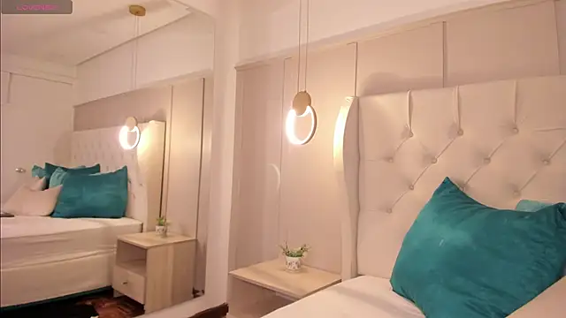 naomi_amoretti – Naživo XXX chat