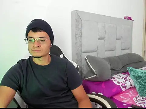 FredericSloan – Live XXX-chat