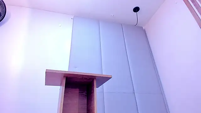 AlishaPalmer – Naživo XXX chat