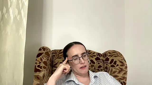 SofiaTease Adlı Modelin Canlı XXX Sohbeti