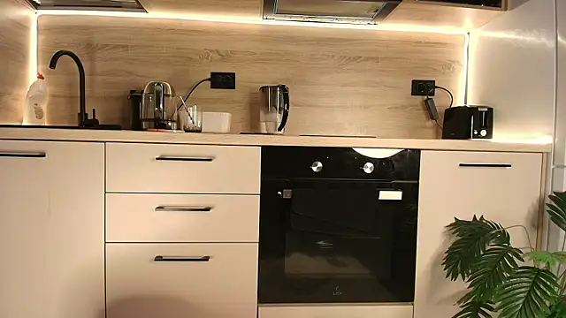 alexandro_princess' Live XXX Chat