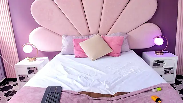 LolaGray__ Live XXX-chat