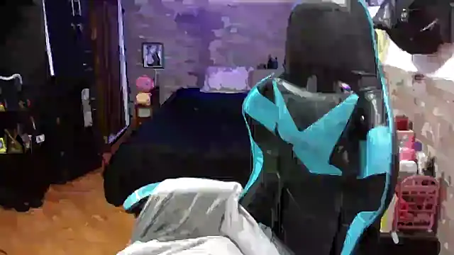 AngelaQueen_ লাইভ XXX চ্যাট