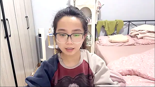 Hmm_0303's Live XXX Chat