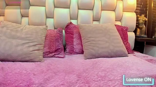 Salo_Heaven Live XXX-Chat