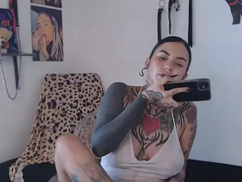 Show de Perola__May na webcam