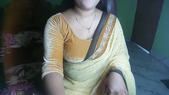 BengaliQueenStar's Live XXX Chat