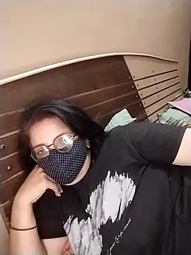 RICHA_BHABHI23's Webcam Show