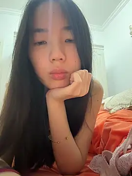 TinyBabe: απευθείας συνομιλία ΧΧΧ