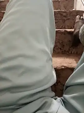 Tamilpaiyan07's Live XXX Chat