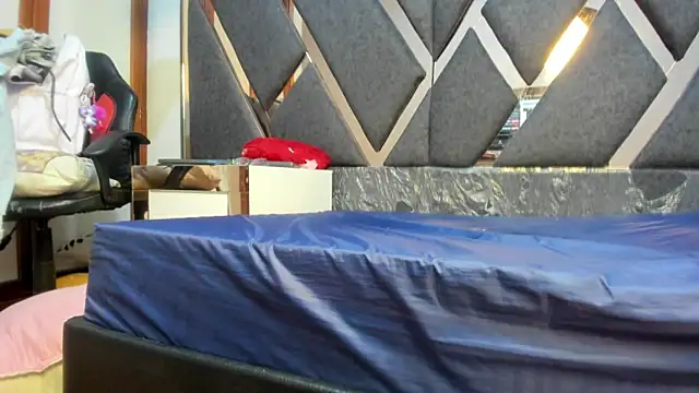 Chatroom XXX en direct de Maggyx