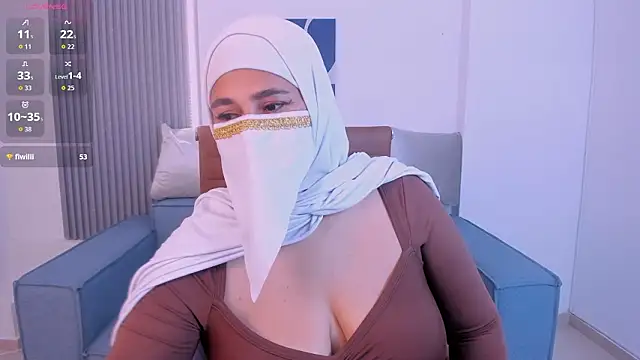 Nadia_Privee Live XXX-chat