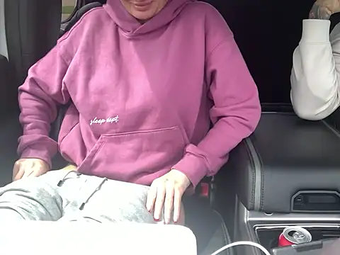 Czat XXX na żywo – Alyssa_rhoades