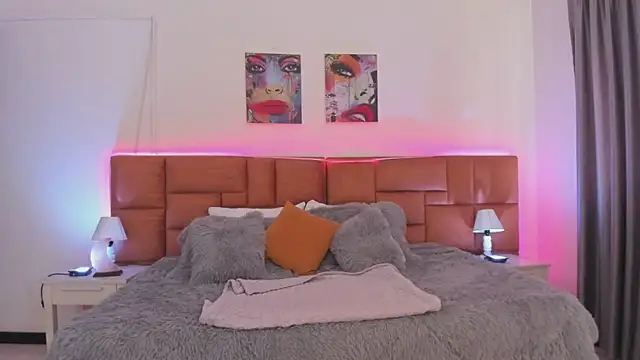 Chat +18 de Regina_blum ao vivo