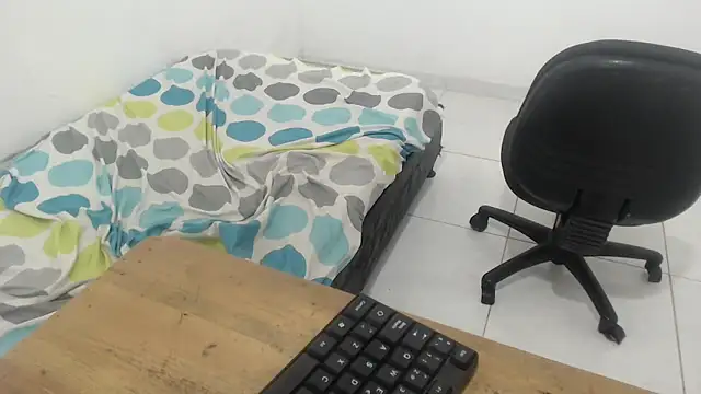 alison254 Chat XXX live